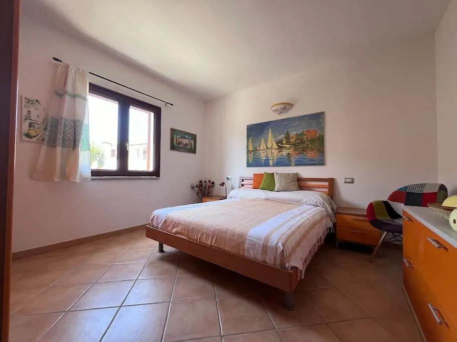 Lovely Apartment With Terrace And Air Conditioning Torpè