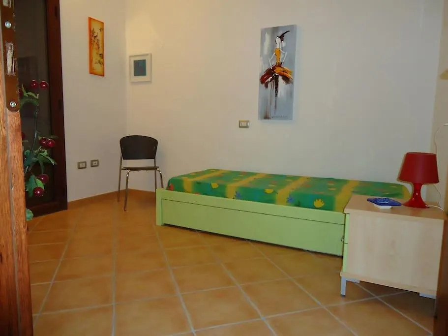 Lovely Apartment With Terrace And Air Conditioning Torpè